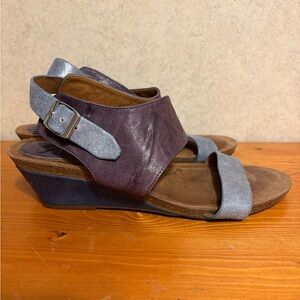 Sofft Vanita Leather Mini Wedge Heel Sandals, Size 8.5M, Blue/Purple